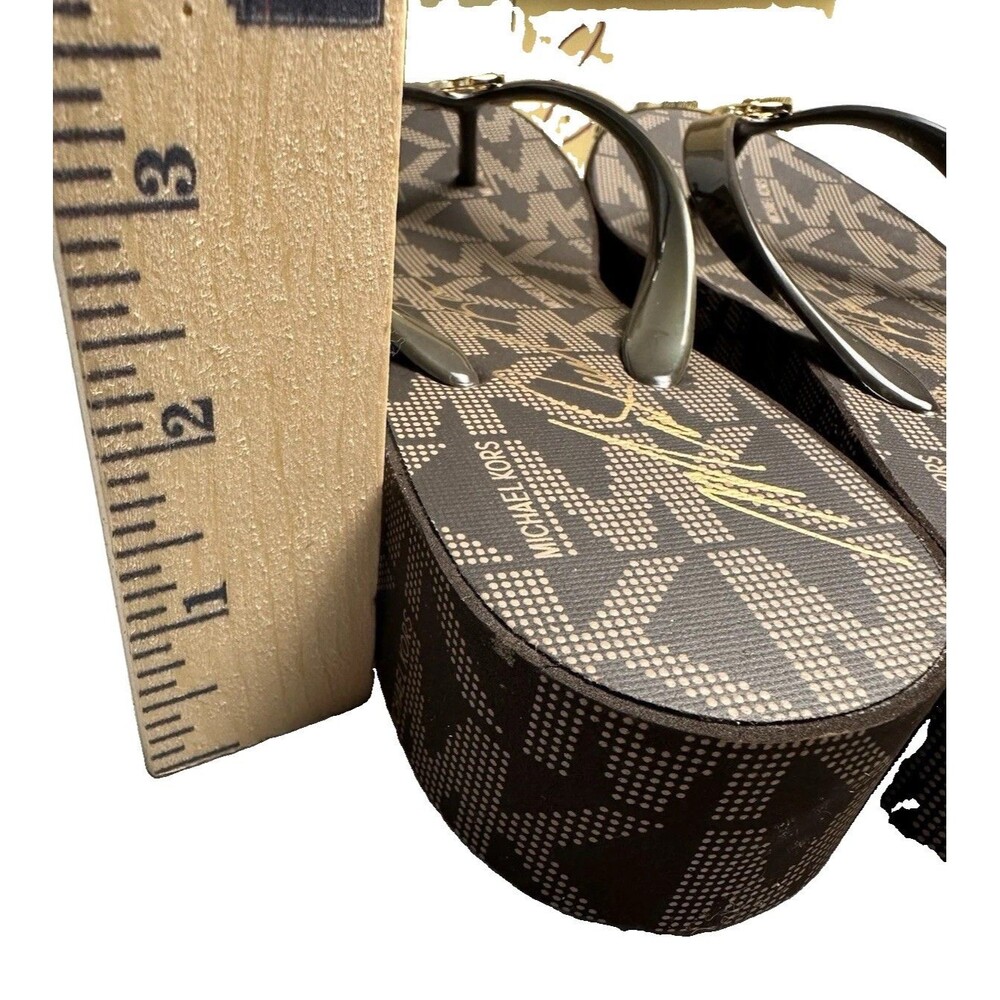 Michael Kors Brown Bedford Flip Flop NWOT Original Box Size 8 - Picture 6 of 7
